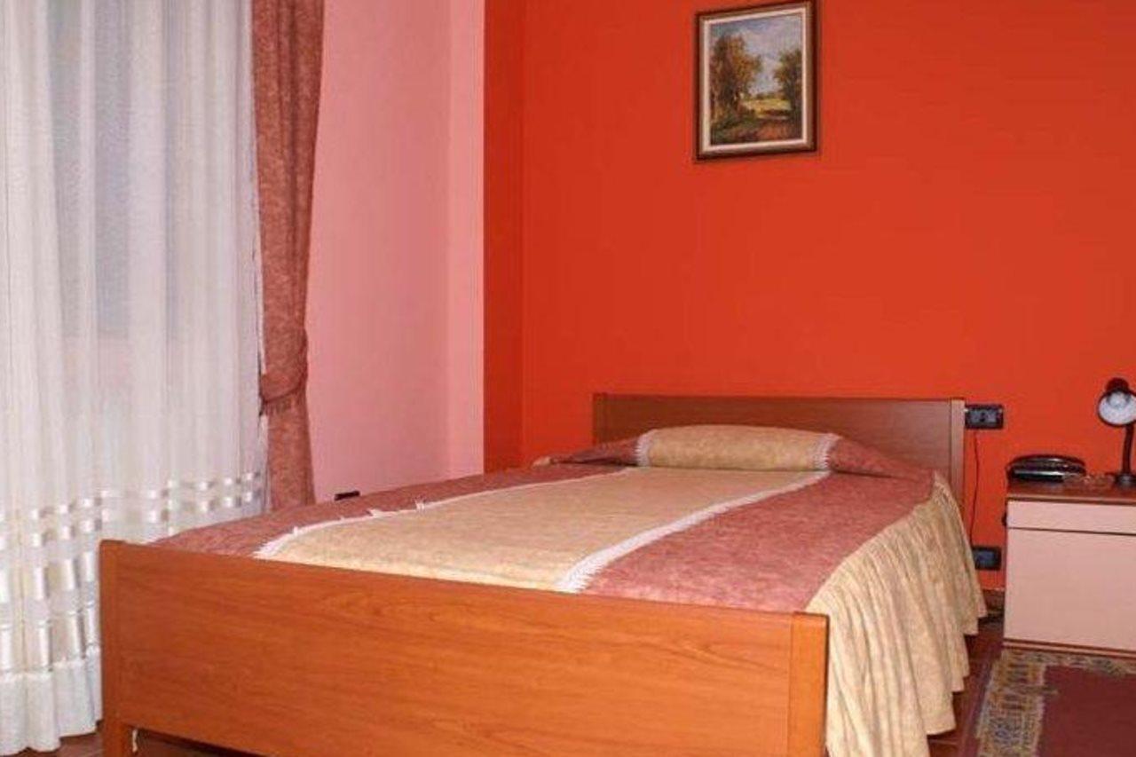 Art Hotel Nirvana Tirana Eksteriør billede