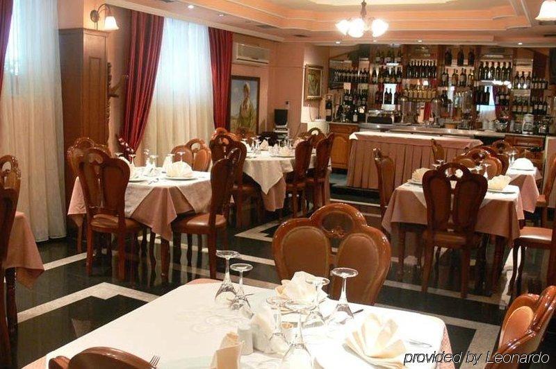 Art Hotel Nirvana Tirana Restaurant billede