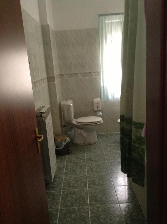 Art Hotel Nirvana Tirana Værelse billede