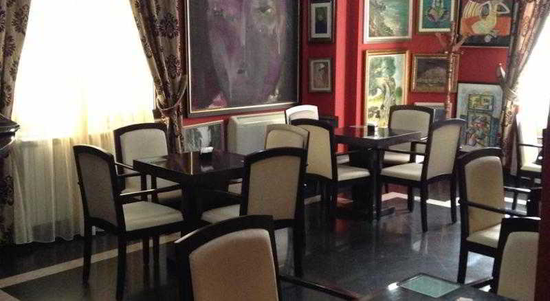 Art Hotel Nirvana Tirana Restaurant billede